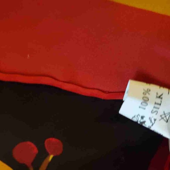 Vintage Silk Poinsettia Horn Holiday Scarf - Picture 6 of 8